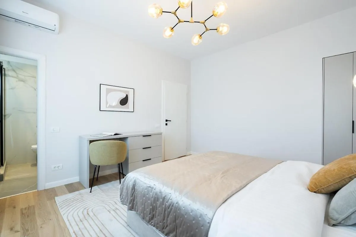 Stunning Views 3Br Sunny Flat - 3 Superb Balconies Lejlighed Bukarest