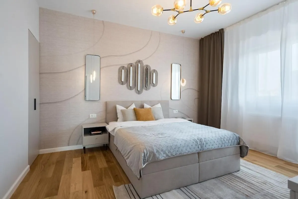 Stunning Views 3Br Sunny Flat - 3 Superb Balconies Lejlighed Bukarest Rumænien