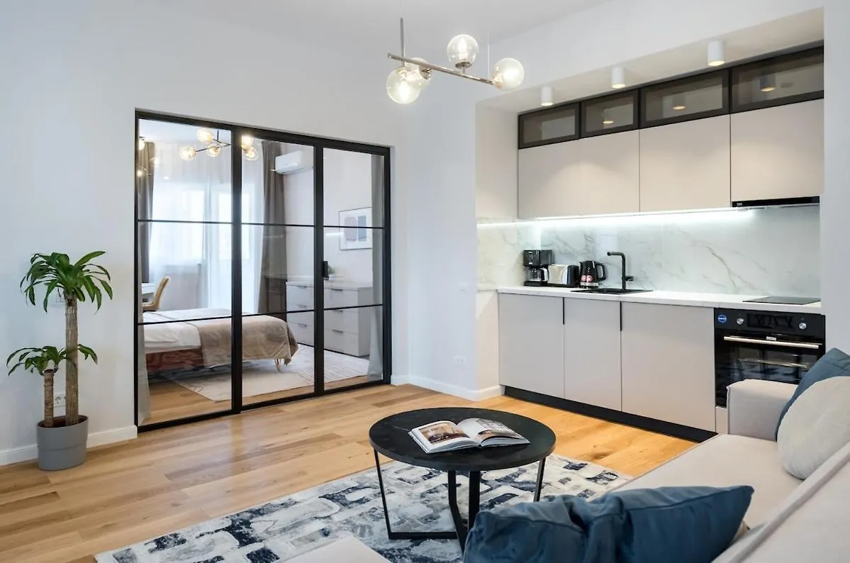 ブカレストStunning Views 3Br Sunny Flat - 3 Superb Balconiesアパートメント 0*, ブカレスト
