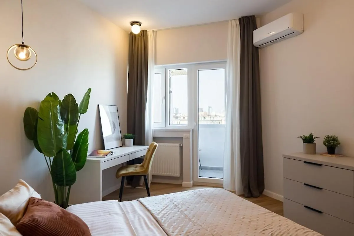 ブカレストStunning Views 3Br Sunny Flat - 3 Superb Balconiesアパートメント