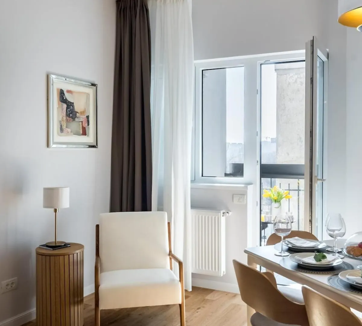 ブカレストStunning Views 3Br Sunny Flat - 3 Superb Balconiesアパートメント ルーマニア